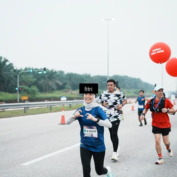Runner Photo 7495949