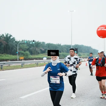 Runner Photo 7495951
