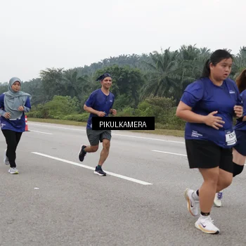 Runner Photo 7495952