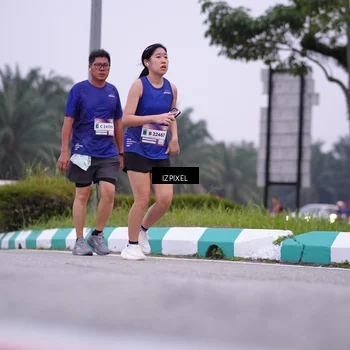 Runner Photo 7495956