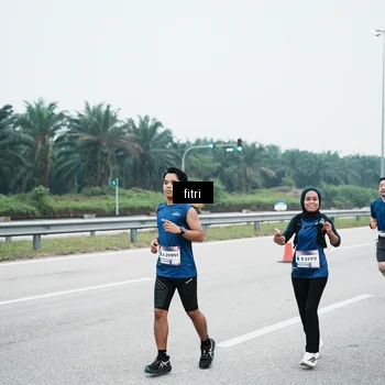 Runner Photo 7495962