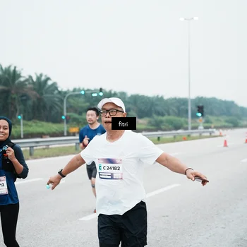 Runner Photo 7495970