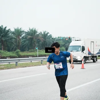 Runner Photo 7496004