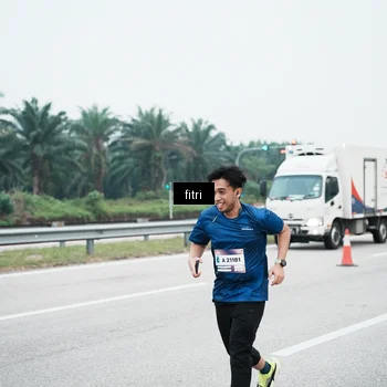 Runner Photo 7496006