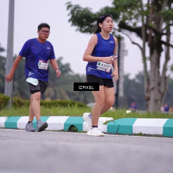 Runner Photo 7496012