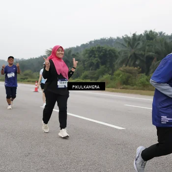 Runner Photo 7496014