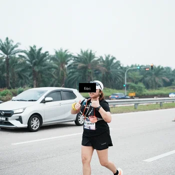 Runner Photo 7496042