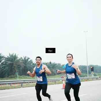 Runner Photo 7496058