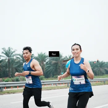 Runner Photo 7496067