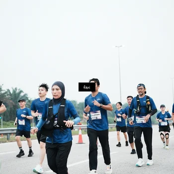 Runner Photo 7496071