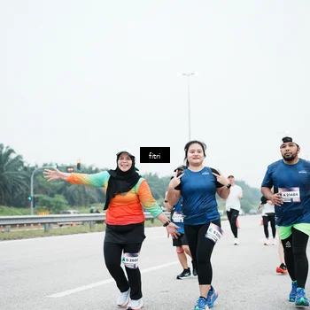 Runner Photo 7496076