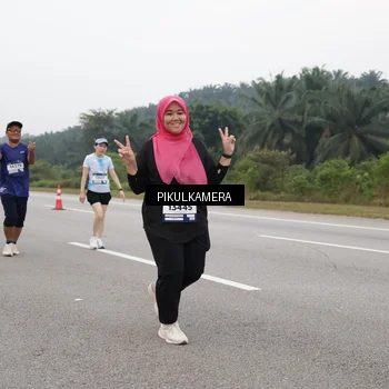 Runner Photo 7496079