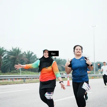 Runner Photo 7496080