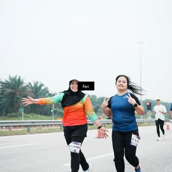 Runner Photo 7496081