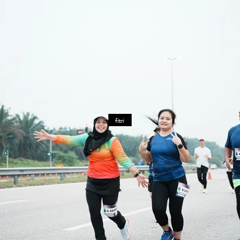 Runner Photo 7496082