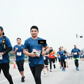 Runner Photo 7496083