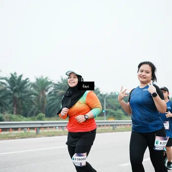 Runner Photo 7496085