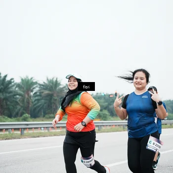 Runner Photo 7496086