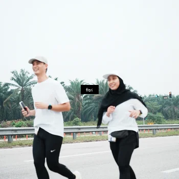 Runner Photo 7496097