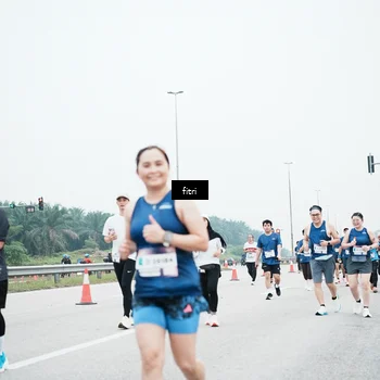 Runner Photo 7496098