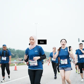 Runner Photo 7496106