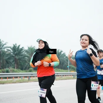Runner Photo 7496116
