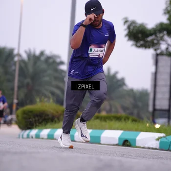 Runner Photo 7496122