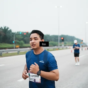 Runner Photo 7496155