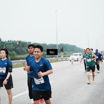 Runner Photo 7496161