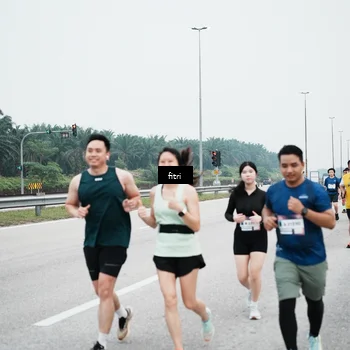Runner Photo 7496165