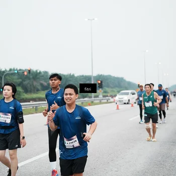 Runner Photo 7496166
