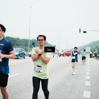 Runner Photo 7496176