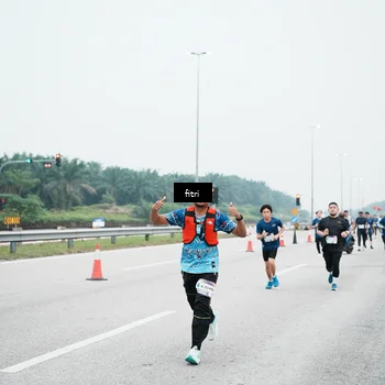 Runner Photo 7496182