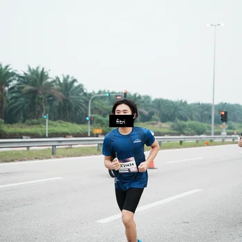 Runner Photo 7496195
