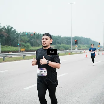 Runner Photo 7496197