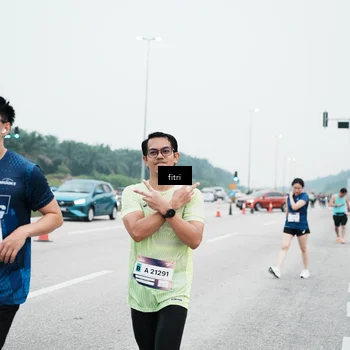 Runner Photo 7496202