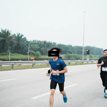 Runner Photo 7496203