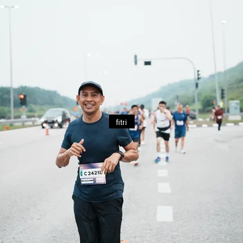 Runner Photo 7496212