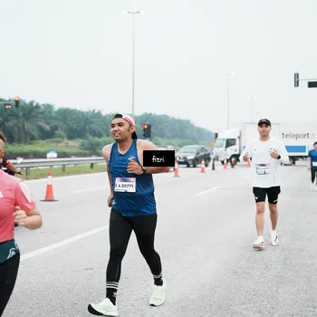 Runner Photo 7496223