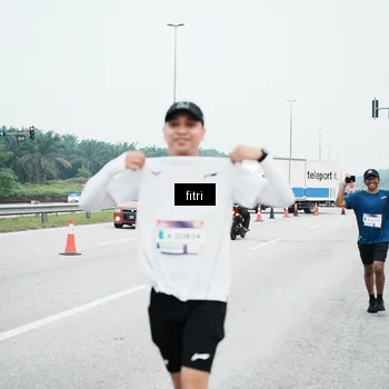 Runner Photo 7496229