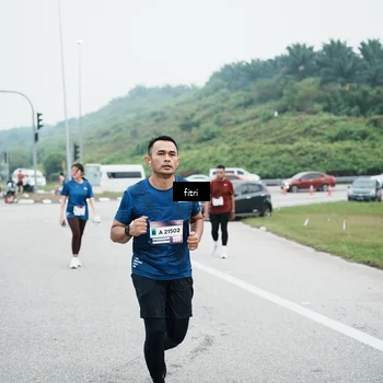Runner Photo 7496244