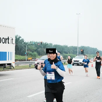 Runner Photo 7496255