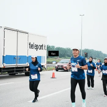Runner Photo 7496256