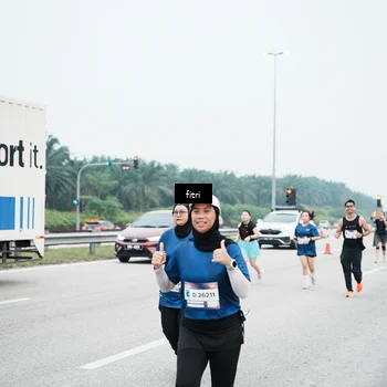 Runner Photo 7496259