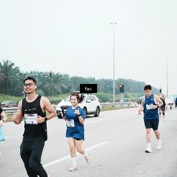 Runner Photo 7496263