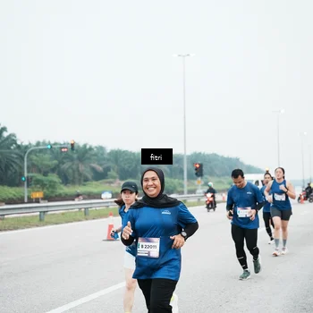 Runner Photo 7496271