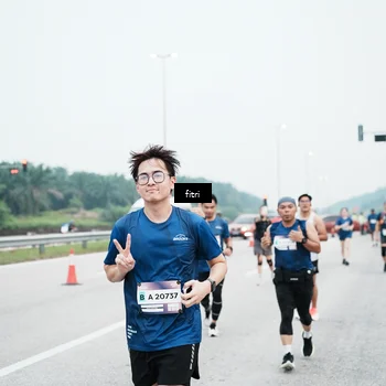 Runner Photo 7496273