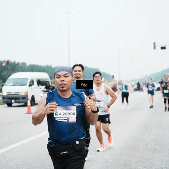 Runner Photo 7496277