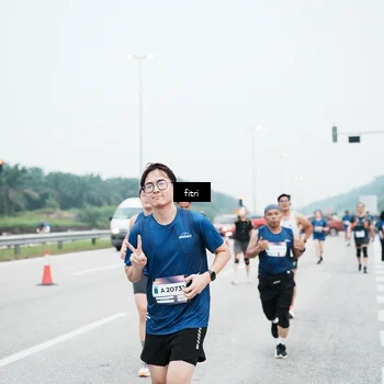 Runner Photo 7496282