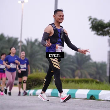 Runner Photo 7496283